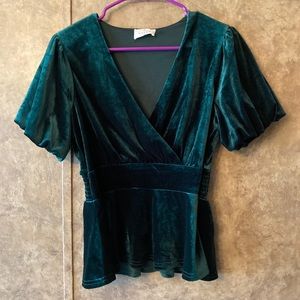 Stunning Emerald Green Velvet Blouse V neck Elastic waist Medium Festive Party